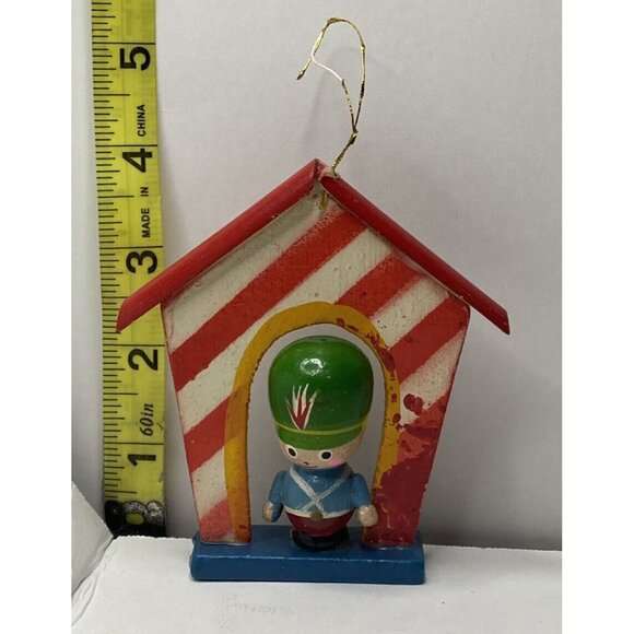 Vintage 1976 wood toy soldier Christmas ornament Taiwan Distressed Hand Painted - Picture 3 of 6